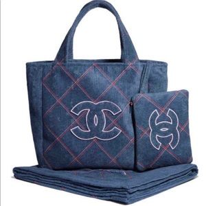 CHANEL CoCo Beach 2022 set